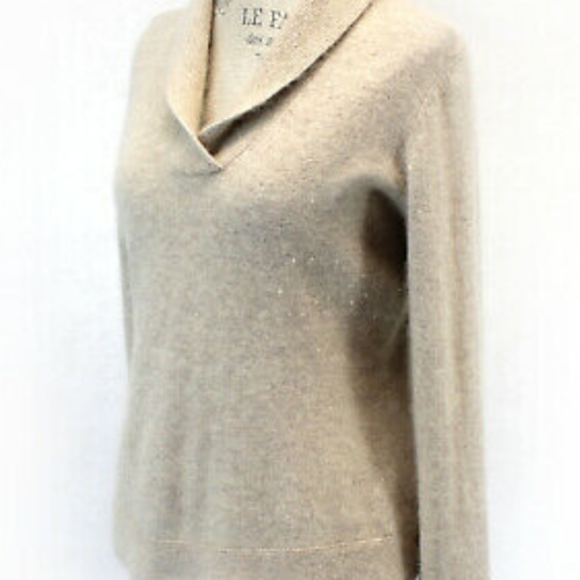 🛒 Warm Angora V-neck Sweater 🏷 S-M Fit 🛍 - Picture 4 of 5